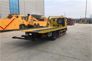 兴城非事故拖车